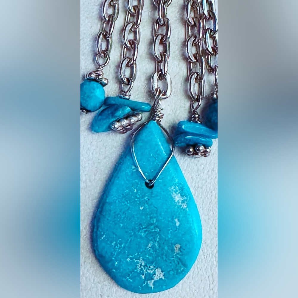 Silver and Turquoise Pendant Necklace - Picture 5 of 8